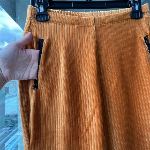 Juicy Couture velour ribbed ankle zip leggings - Picture 5 of 12